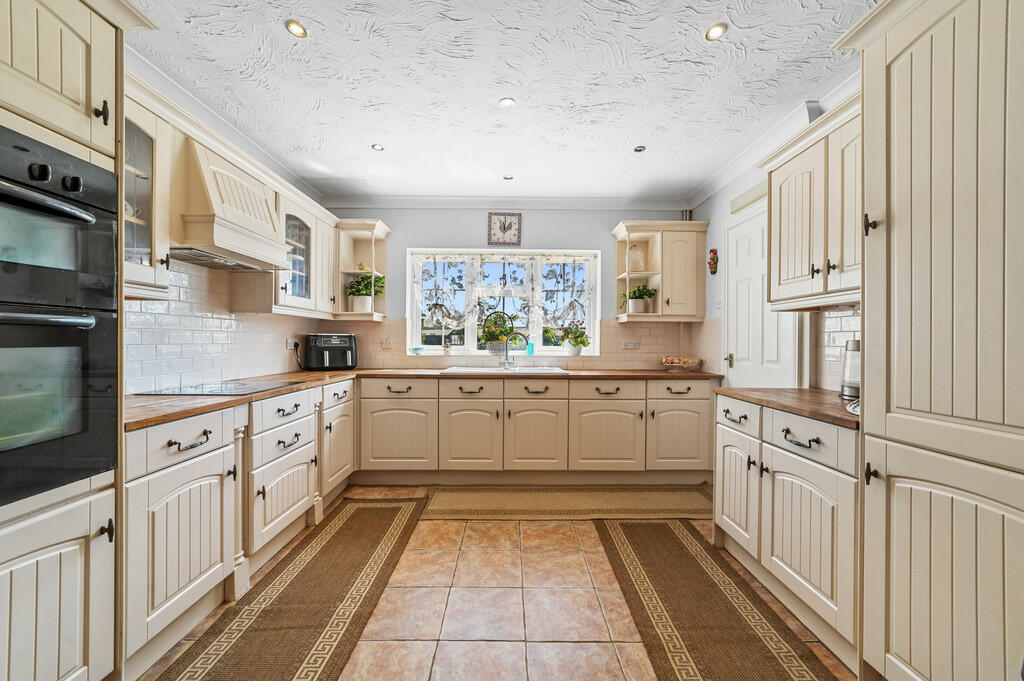 Additional image 10 of Rectory Road, Weeley Heath