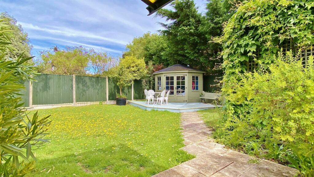 Additional image 30 of Third Avenue, Frinton-On-Sea