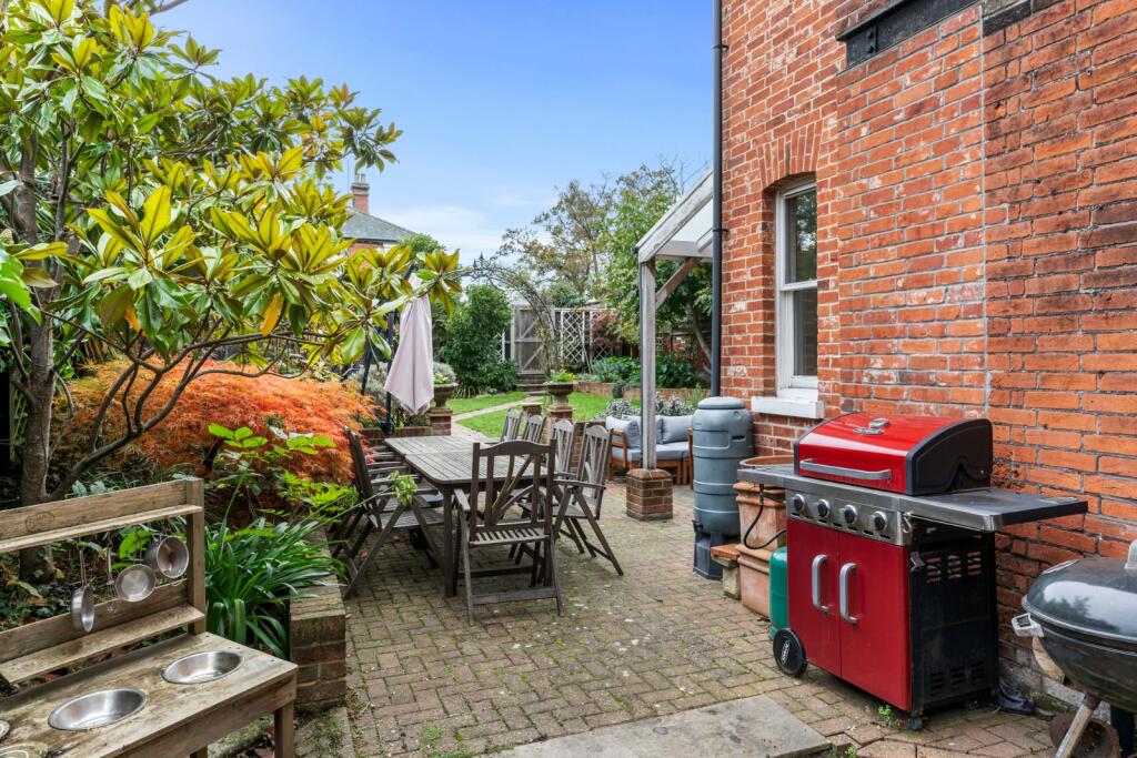 Additional image 31 of Wellesley Road, Lexden, Essex, CO3