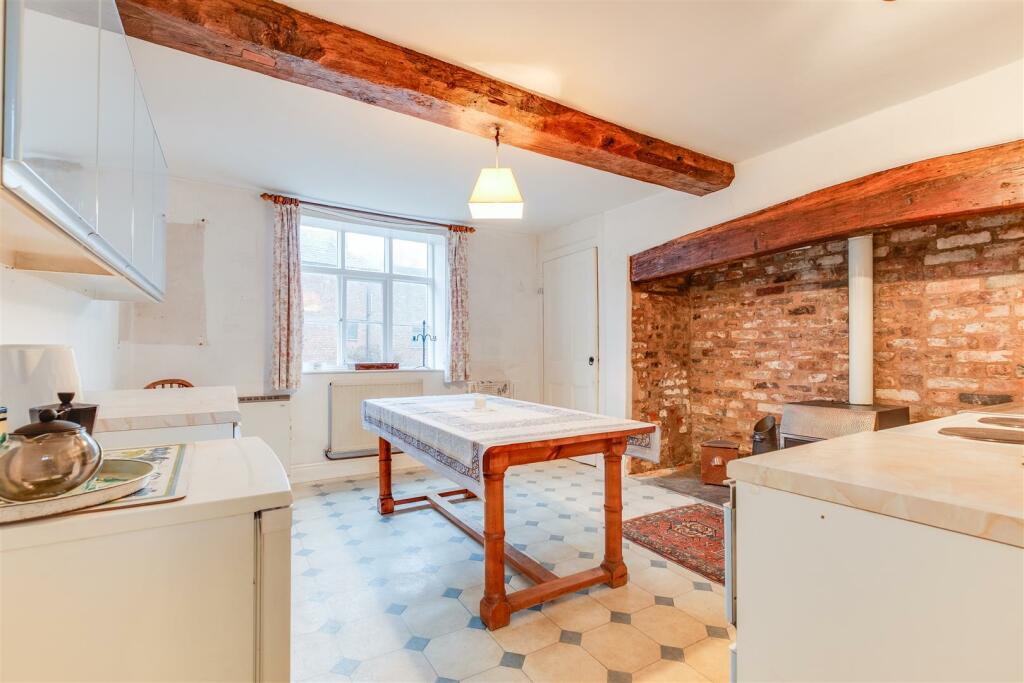 Additional image 18 of Old Hall Lane, Puddington, Neston