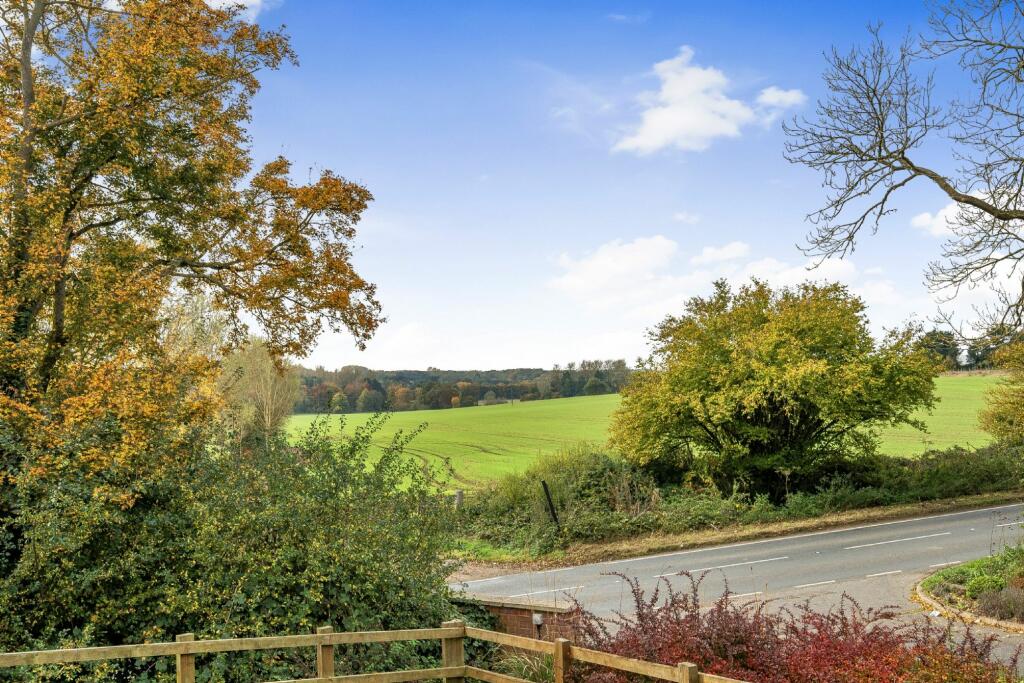 Additional image 18 of Meadow View, Moat Park, Great Easton, Dunmow, Essex CM6 2GP