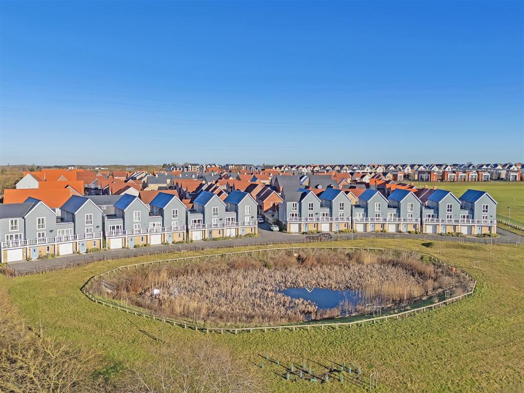 Additional image 30 of Grantham Drive, Chelmsford