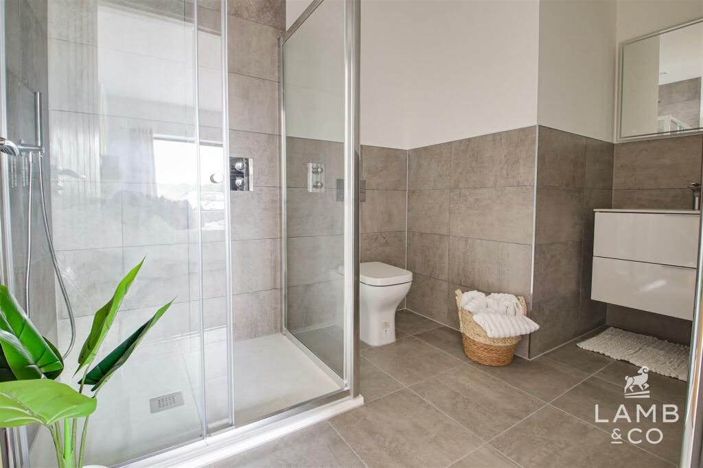 Additional image 17 of Blackberry Lodge Talbot Road, Little Clacton