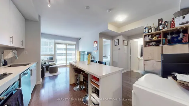 Additional image 6 of 460 Adelaide St Unit 1817