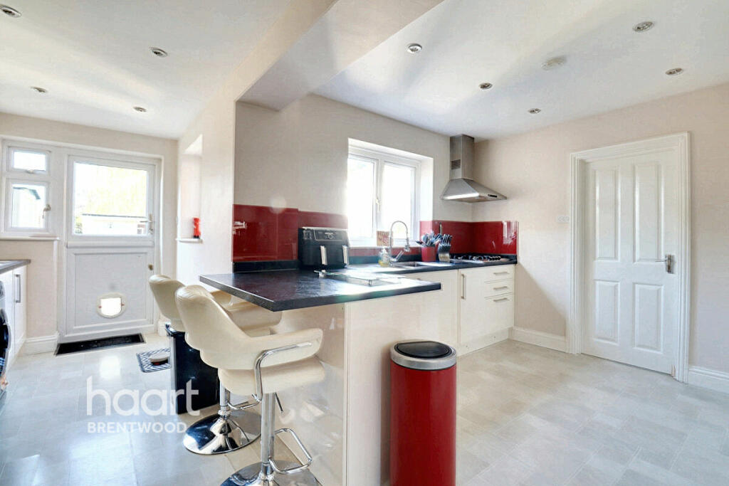 Additional image 16 of Middle Road, Brentwood