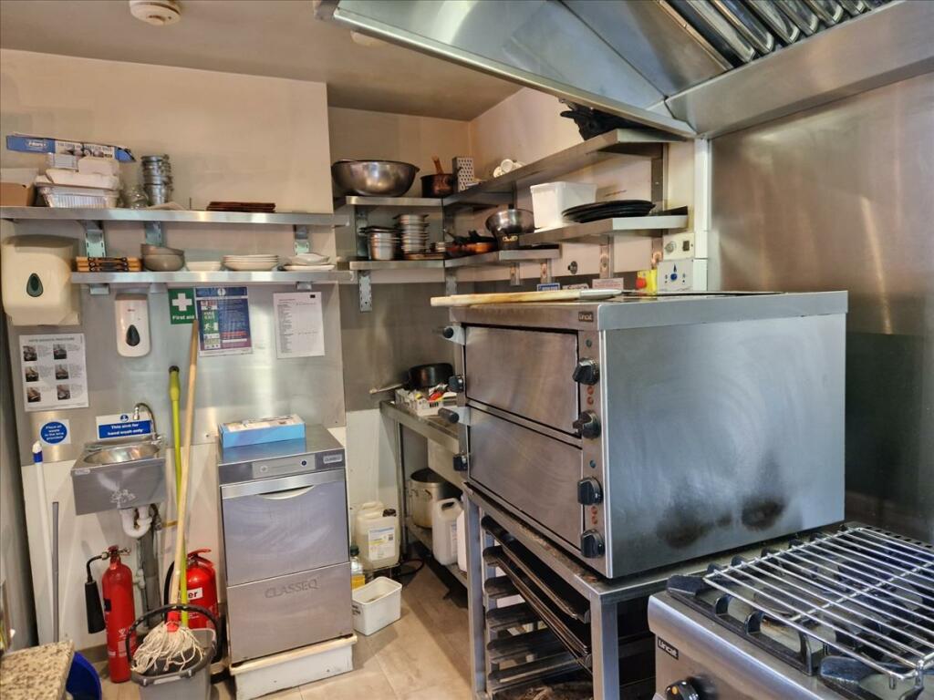 Additional image 4 of 1 Coopers Hill, Ongar, Essex, CM5