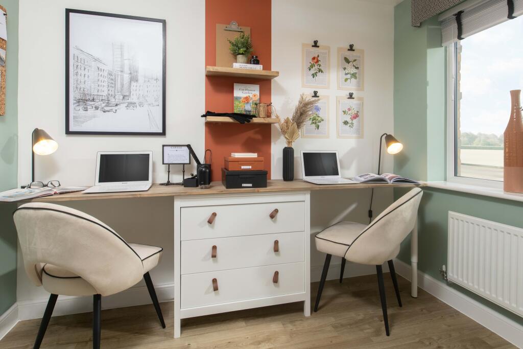 Additional image 4 of Low Road, 
Dovercourt, 
Essex, 
CO12 3TX