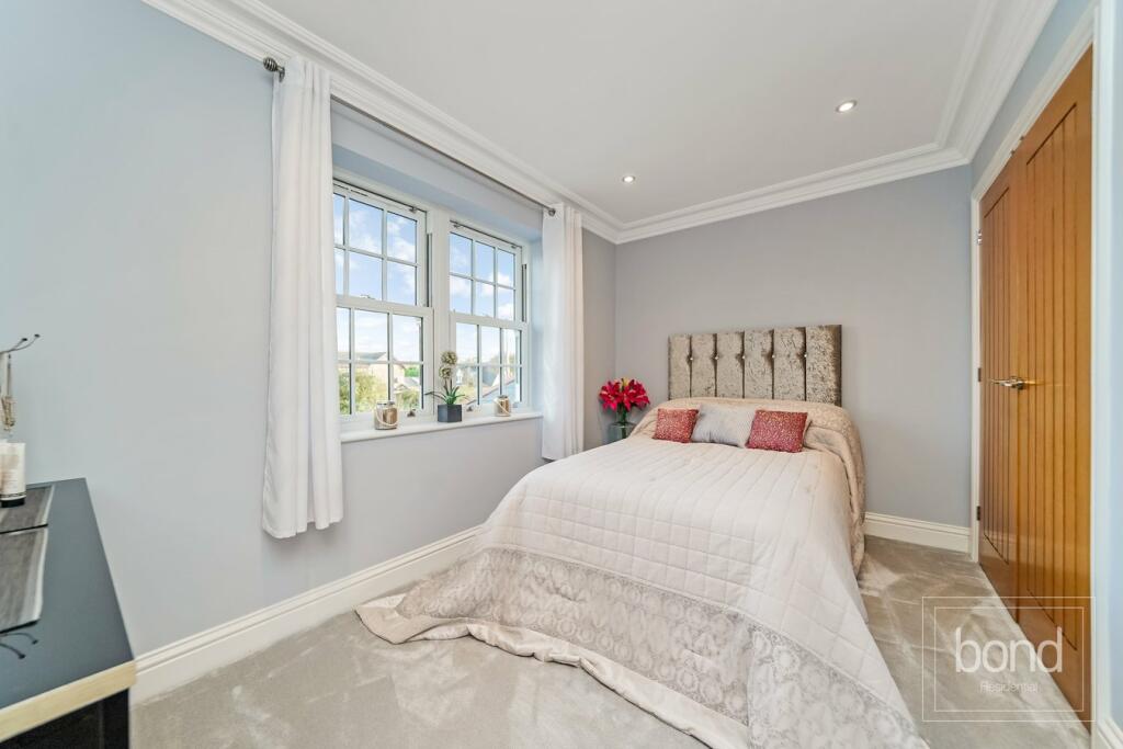 Additional image 13 of Southend Road, Howe Green, Chelmsford, CM2