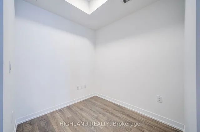 Additional image 8 of 15 Lower Jarvis St Unit 811