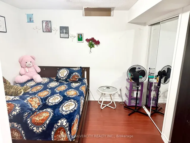 Additional image 23 of 36 Bonavista Dr