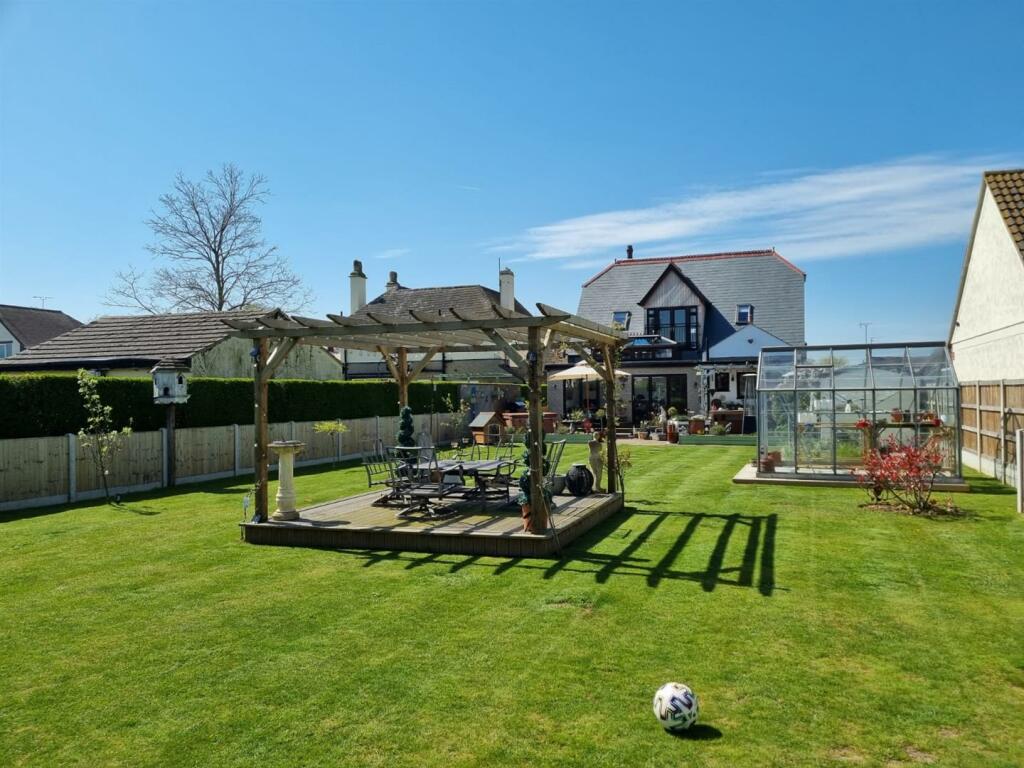 Additional image 45 of Southcliff Park, East Clacton