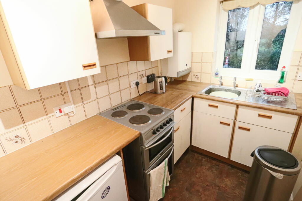 Additional image 3 of Coulsdon Road,Coulsdon,CR5 1EA