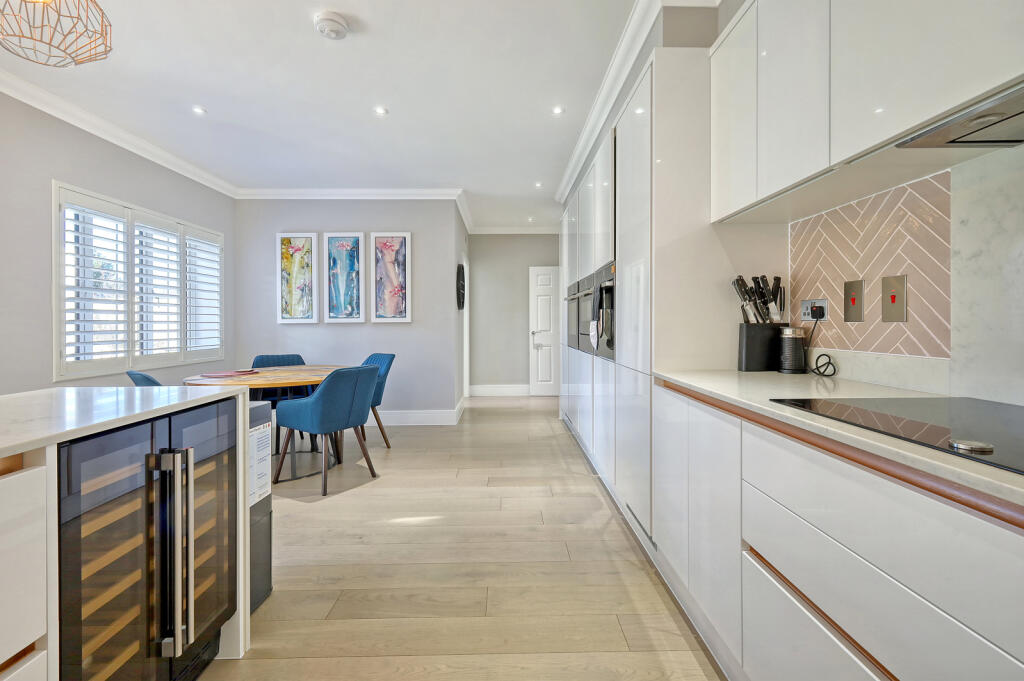 Additional image 13 of Little Ridings Lane, Ingatestone, CM4