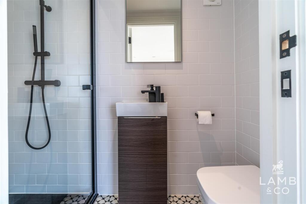 Additional image 21 of Freshwinds, Percival Road, Walton On The Naze