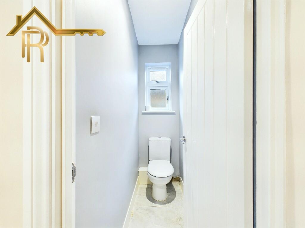 Additional image 12 of Thorndon Avenue, Brentwood, Essex, CM13