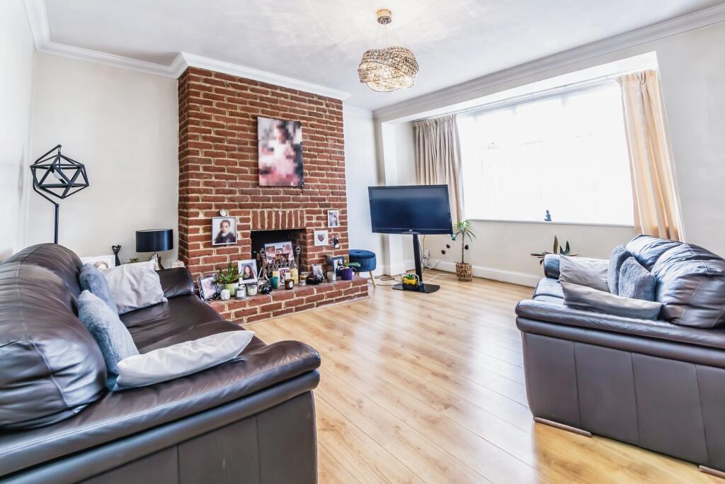 Additional image 2 of Temple Avenue, Croydon, Surrey, CR0