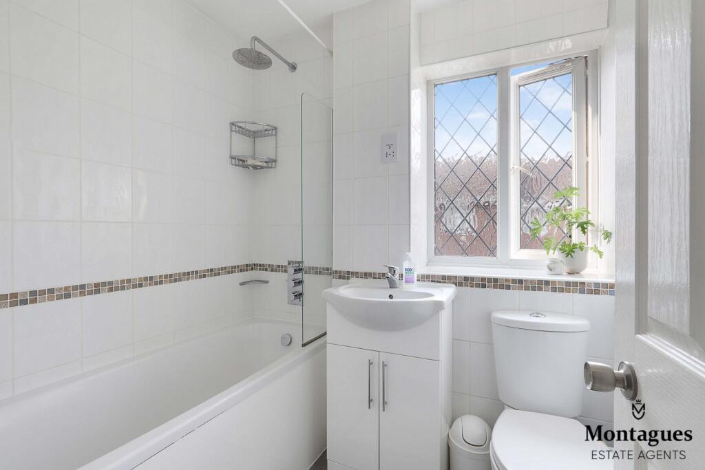 Additional image 20 of Slade End, Theydon Bois, CM16