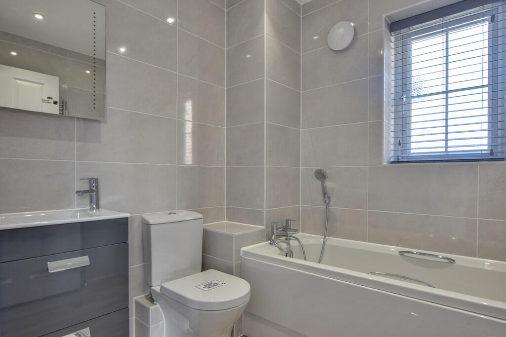 Additional image 16 of Woodlands Park, New Homes