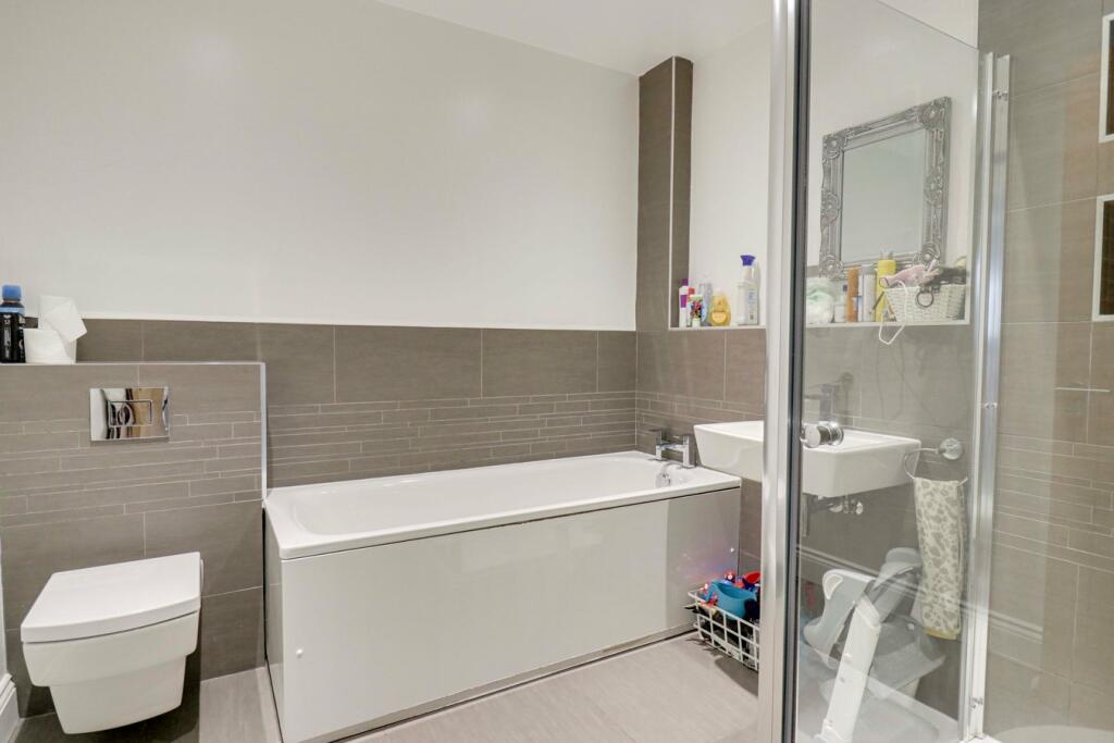 Additional image 13 of Cambridge Road, Sawbridgeworth, CM21