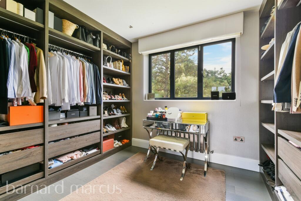 Additional image 9 of Elmfield Way, South Croydon