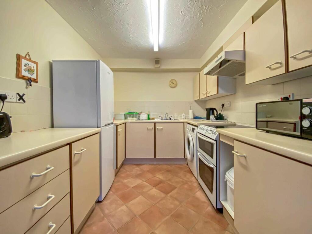 Additional image 5 of Outwood Common Road, Billericay, CM11