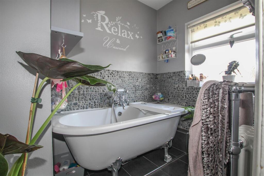 Additional image 10 of Clarence Road, Pilgrims Hatch, Brentwood