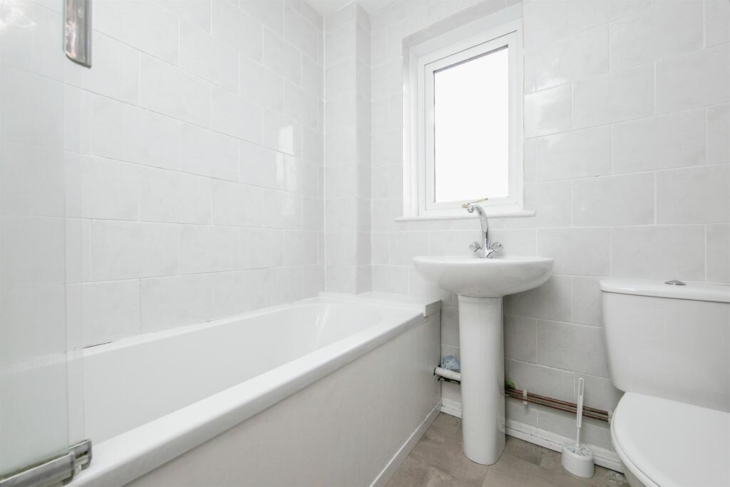 Additional image 14 of Beaconsfield Road, Clacton-On-Sea