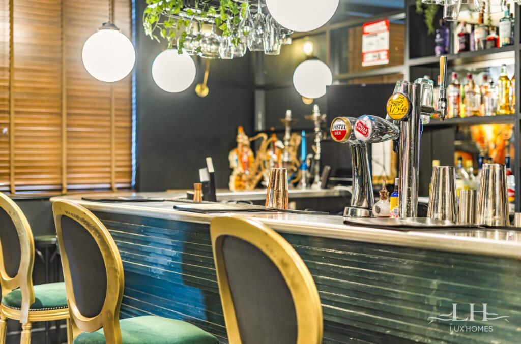 Additional image 12 of Library Bar, High Street, Ingatestone