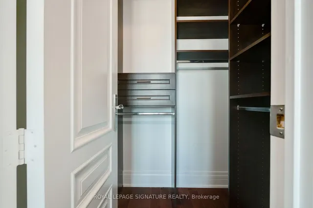 Additional image 17 of 20 Bloorview Pl Unit 1111