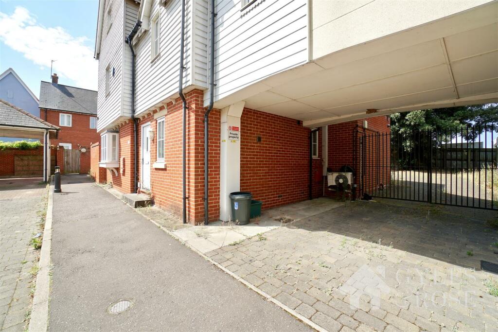 Additional image 20 of Edward Paxman Gardens, Colchester