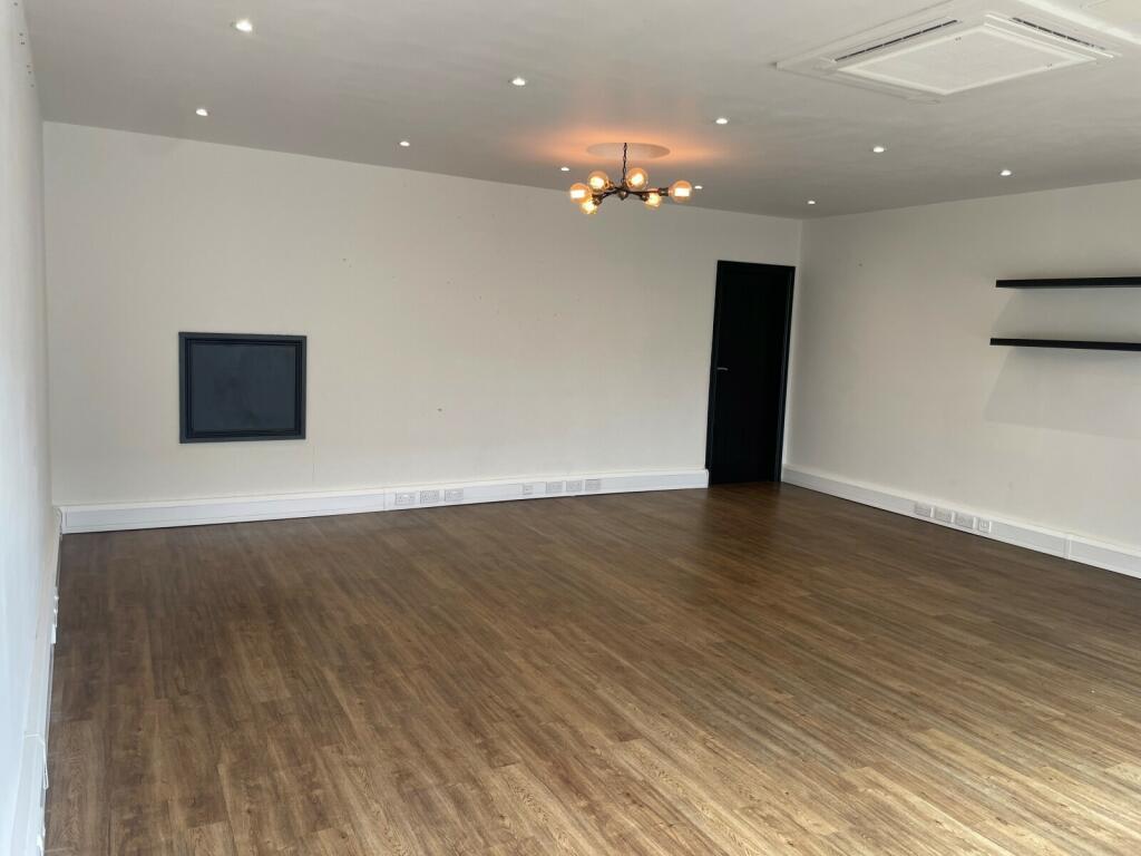 Additional image 3 of 140 Hutton Road, Shenfield, CM15