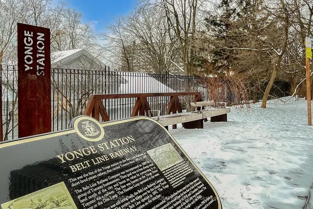 Additional image 27 of 35 Merton St Unit 1008