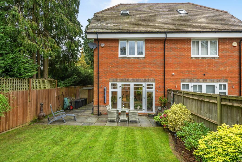 Additional image 20 of Alders Grove, Caterham, CR3