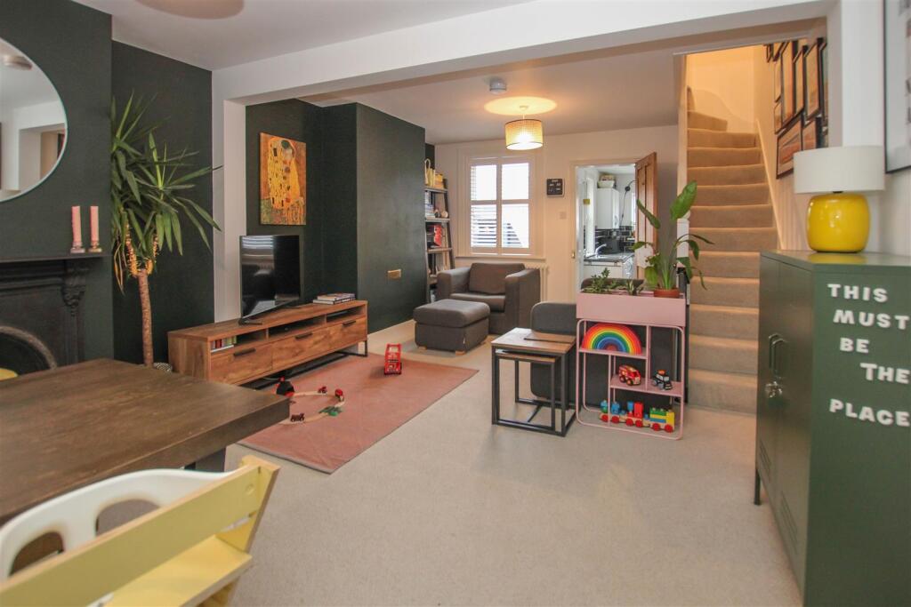 Additional image 4 of Victoria Road, Brentwood