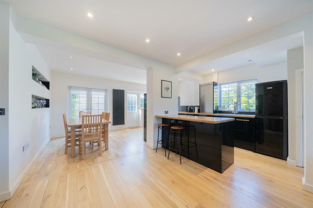 Additional image 11 of Woodland View, Childer Thornton, Cheshire