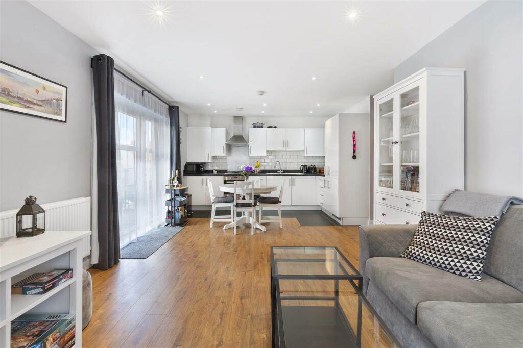 Additional image 5 of Seaton Road, Mitcham