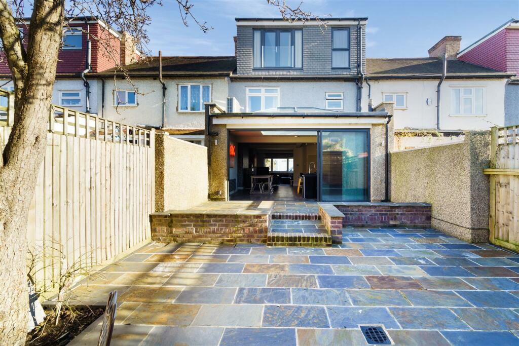 Additional image 18 of Thirsk Road, Mitcham