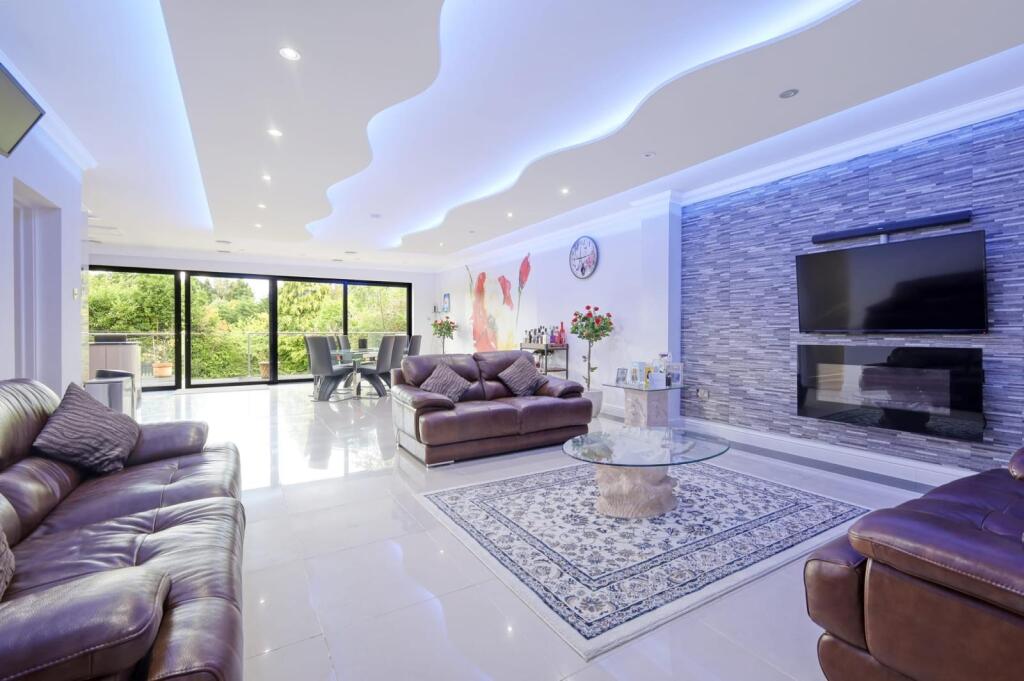 Additional image 29 of Ingrave Road, Brentwood