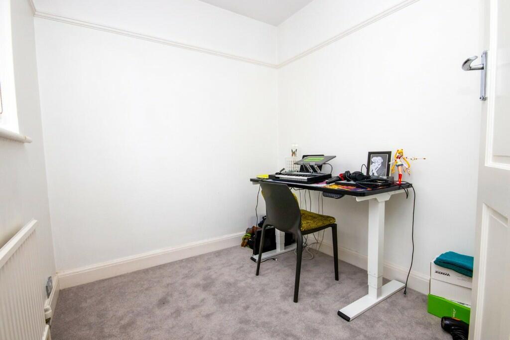 Additional image 14 of Priests Lane, Shenfield, Essex, CM15