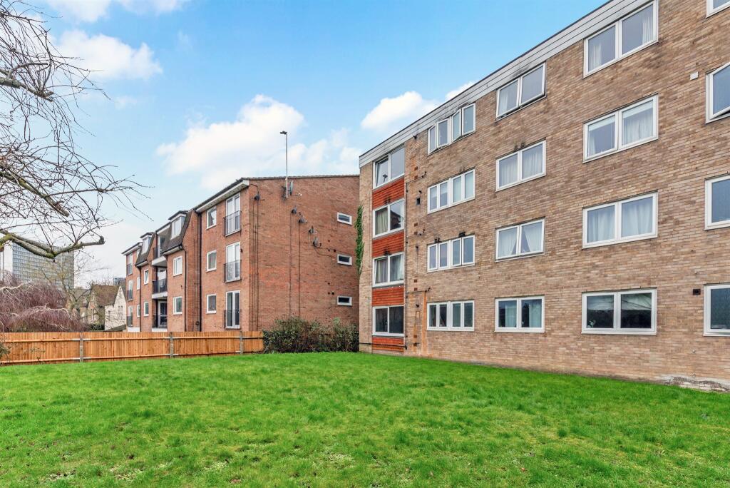 Additional image 8 of Bramley Hill, South Croydon