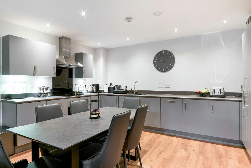 Additional image 9 of Iron Railway Close, Coulsdon, Surrey, CR5 3LF