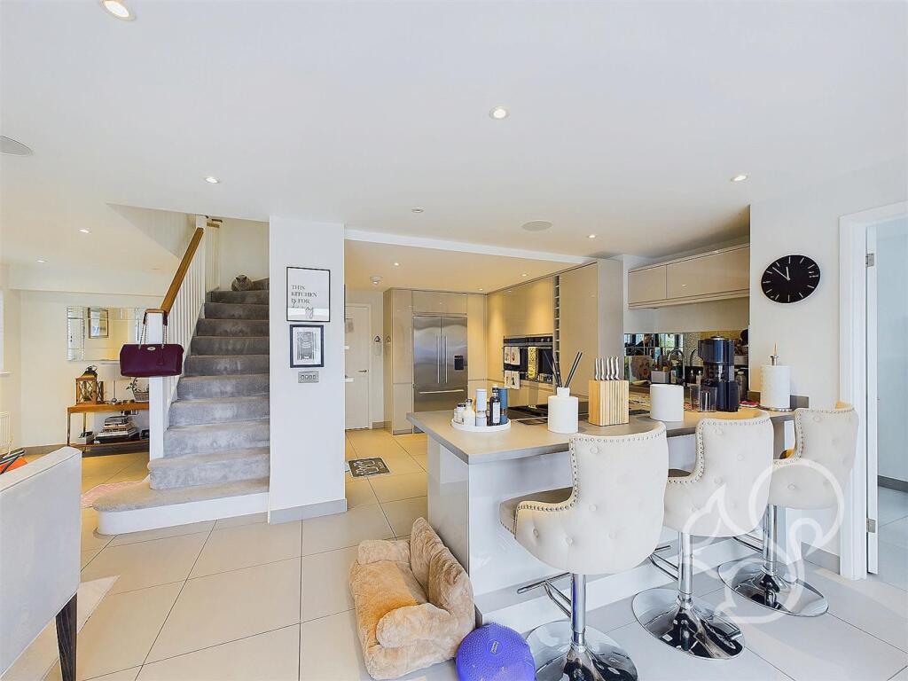 Additional image 11 of High Street, West Mersea