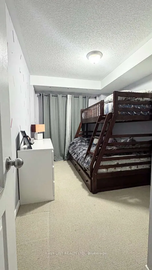 Additional image 35 of 33 Florence Wyle Lane