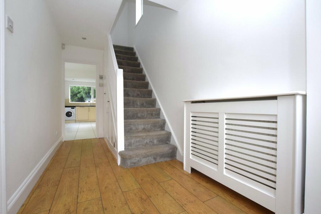 Additional image 7 of Jacksons Lane, Billericay, CM11