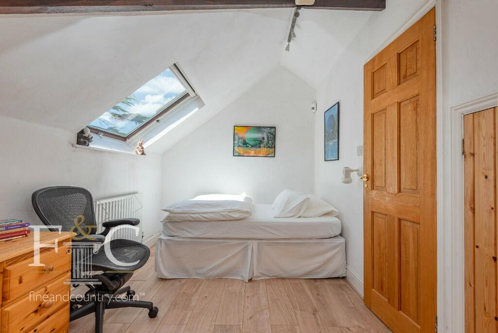 Additional image 13 of Epping Road, CM19