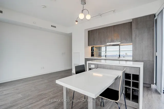 Additional image 24 of 215 Queen St Unit 2401