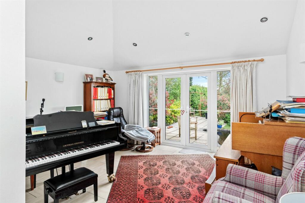 Additional image 3 of Crocklands, Greenstead Green, Halstead, Essex, CO9