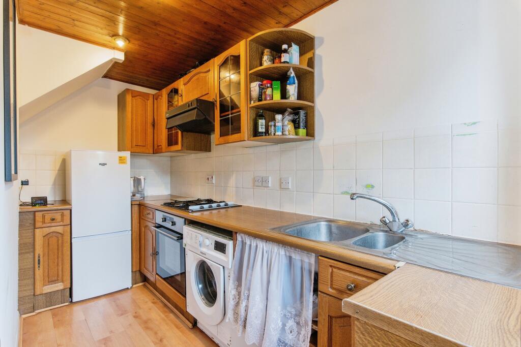 Additional image 6 of Marigold Way, Croydon, CR0