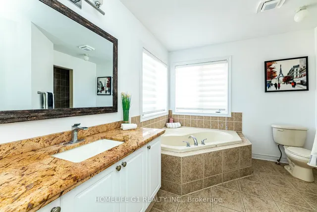 Additional image 20 of 25 Oblate Cres