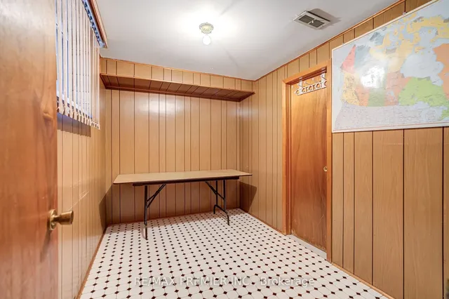 Additional image 32 of 45 Debby Crt